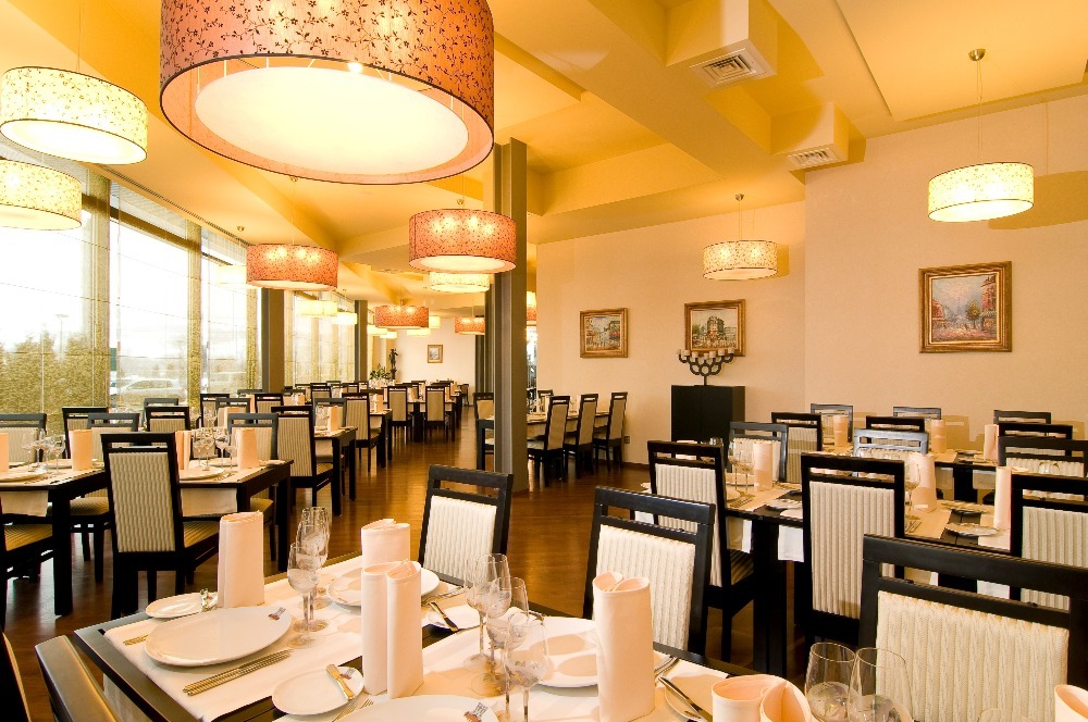 Restaurant West City Hotel Atunci