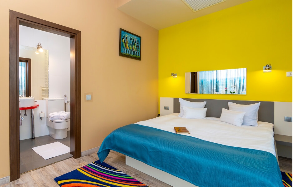 Camerele Executive: confortabile, colorate, moderne